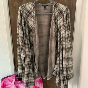 Torrid 4 patterned cardigan